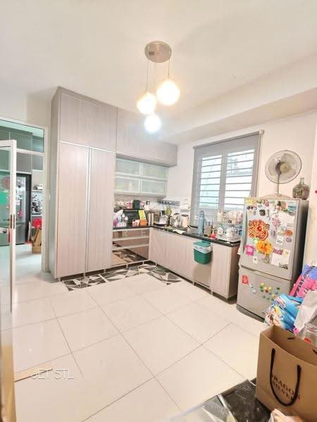 Semi-Detached House for Sale in Setia Damai (Setia Alam) - Andrew Ang - Kitchen - PropertyGuru.com.my