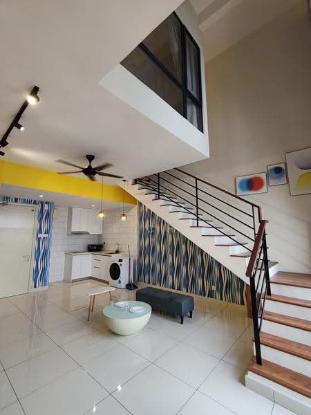 Kediaman Servis untuk Dijual di Arte Mont Kiara - KS Chia - Living Room - PropertyGuru.com.my
