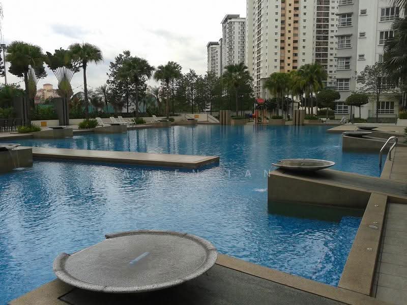 Kondominium untuk Disewa di Sterling - Allen Tan - Pool - PropertyGuru.com.my