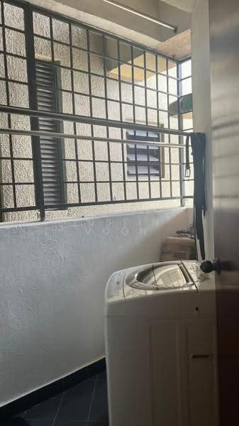 Kondominium untuk Dijual di Villa Puteri - Justin Voon - Balcony - PropertyGuru.com.my