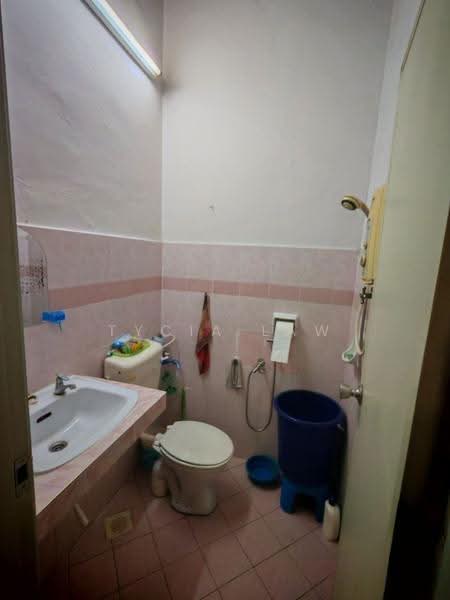 1-storey Terraced House for Sale in Taman Nusa Bestari 2 (Iskandar Puteri (Nusajaya)) - Tycia Law - Bathroom - PropertyGuru.com.my