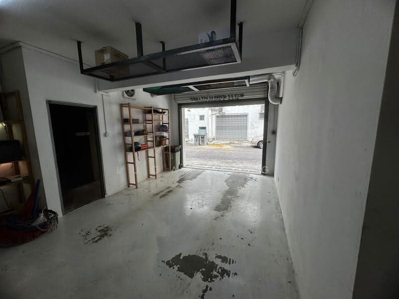 Shop for Rent in Johor Bahru (Johor) - Lucas Ong - Interior - PropertyGuru.com.my