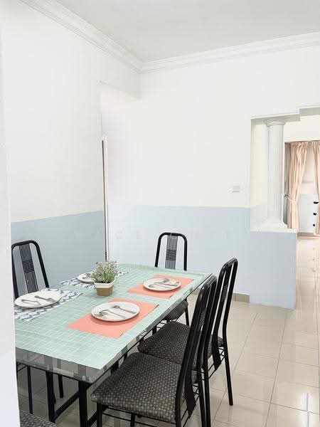 Condominium for Rent at Aloha Tower Condominium - Grace Chiew - Dining Room - PropertyGuru.com.my