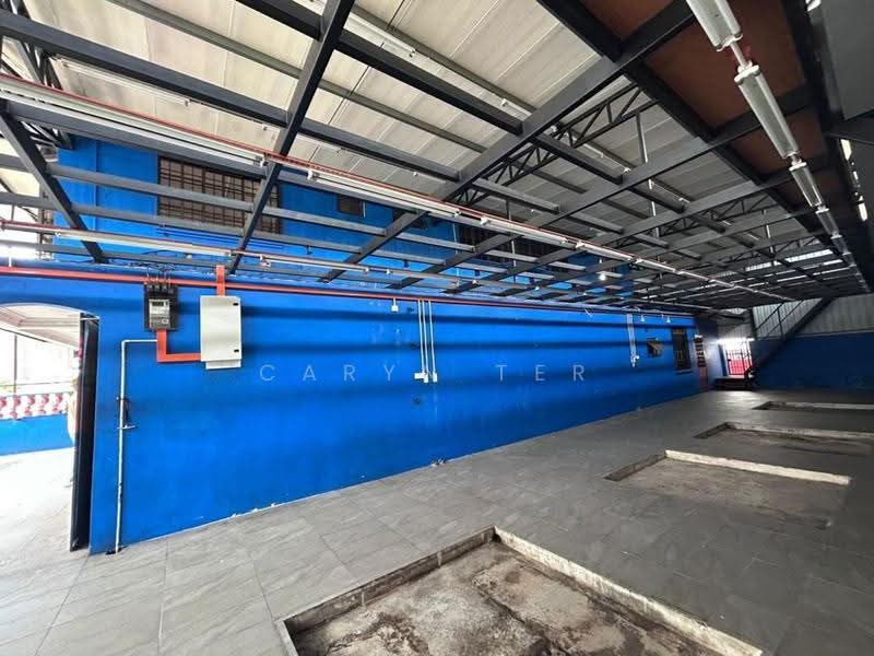 Shop for Rent in Johor Bahru (Johor) - Caryn Ter - Interior - PropertyGuru.com.my
