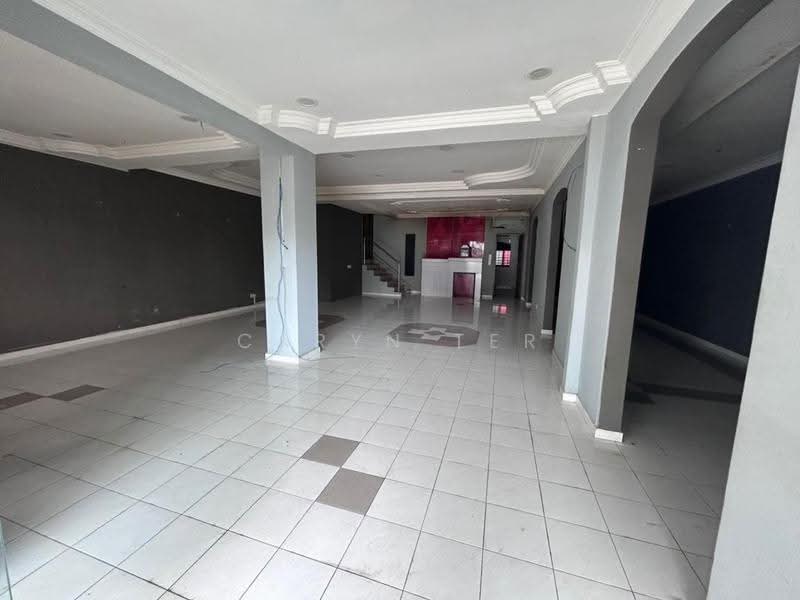 Shop for Rent in Johor Bahru (Johor) - Caryn Ter - Interior - PropertyGuru.com.my