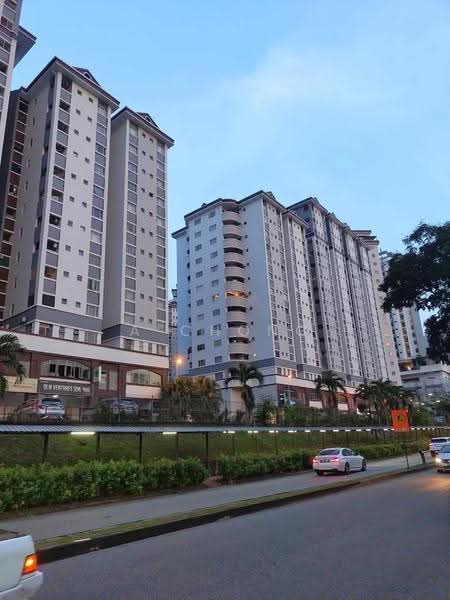 Kondominium untuk Dijual di D'aman Crimson - A Chong - Exterior - PropertyGuru.com.my