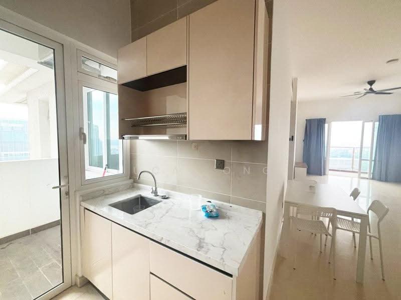 Service Residence for Rent at TriTower Residence @ Johor Bahru Sentral - Lucas Ong - Kitchen - PropertyGuru.com.my