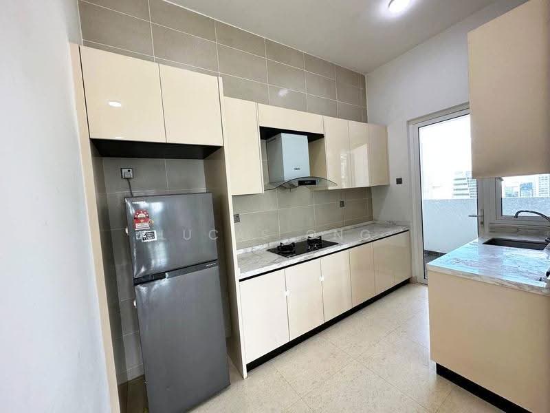 Service Residence for Rent at TriTower Residence @ Johor Bahru Sentral - Lucas Ong - Kitchen - PropertyGuru.com.my