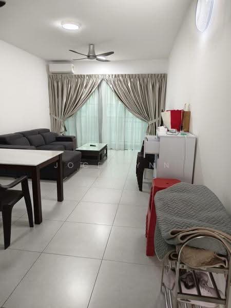 Kondominium untuk Disewa di 3 Residence - Jocellynn Lee - Living Room - PropertyGuru.com.my