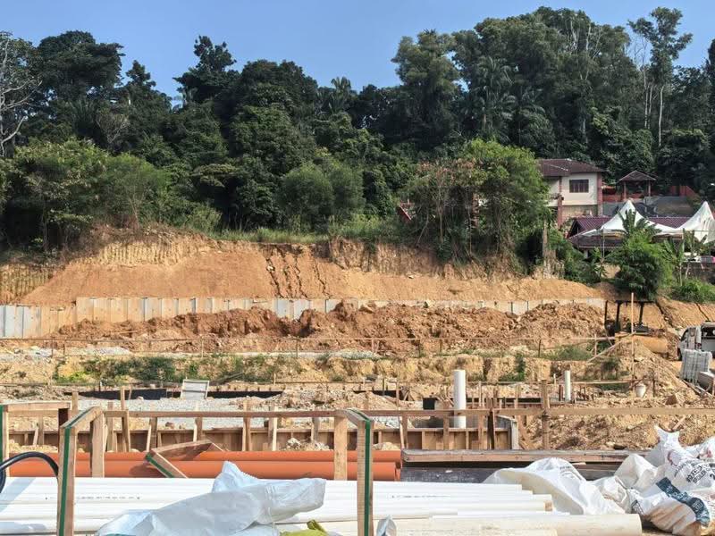 2-storey Terraced House for Sale in Bukit Setongkol (Kuantan) - Ray Chew - Exterior - PropertyGuru.com.my