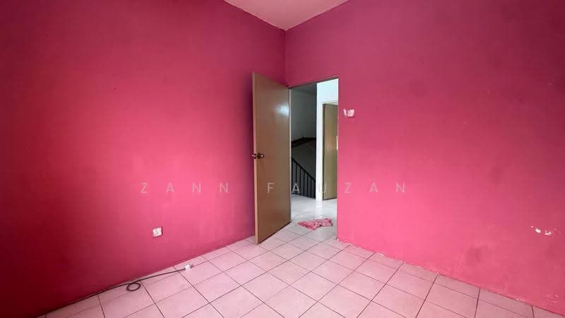 Cluster House for Sale in Taman Kalumpang (Kalumpang) - Zann Fauzan - Interior - PropertyGuru.com.my
