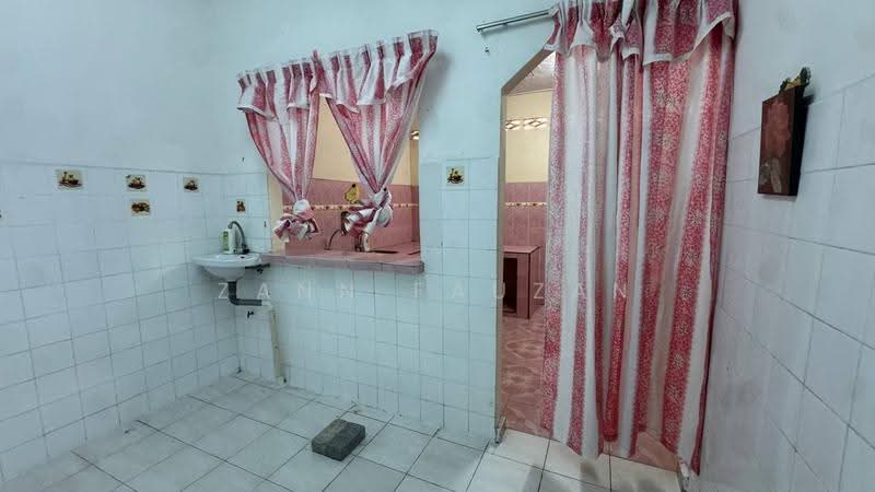 Cluster House for Sale in Taman Kalumpang (Kalumpang) - Zann Fauzan - Interior - PropertyGuru.com.my