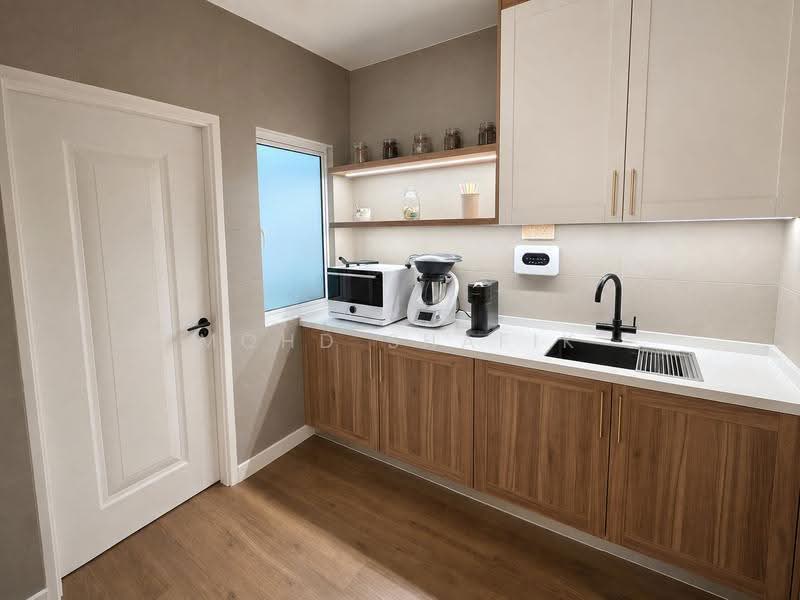 Condominium for Sale at Amverton Greens - Mohd Shafik - Kitchen - PropertyGuru.com.my