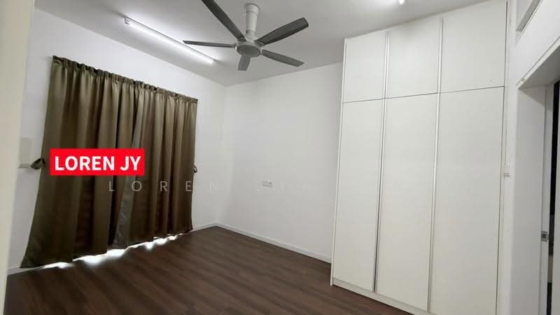 Condominium for Sale at Vertu Resort - Loren Jia Ying - Bedroom - PropertyGuru.com.my