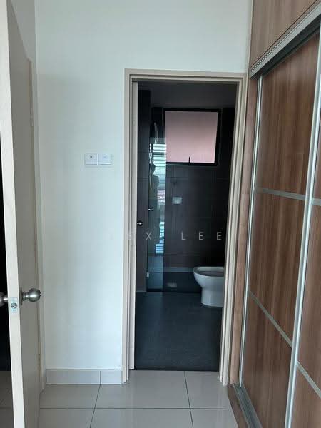 Kediaman Servis untuk Disewa di ARC @ Austin Hills - Alex Lee - Bathroom - PropertyGuru.com.my