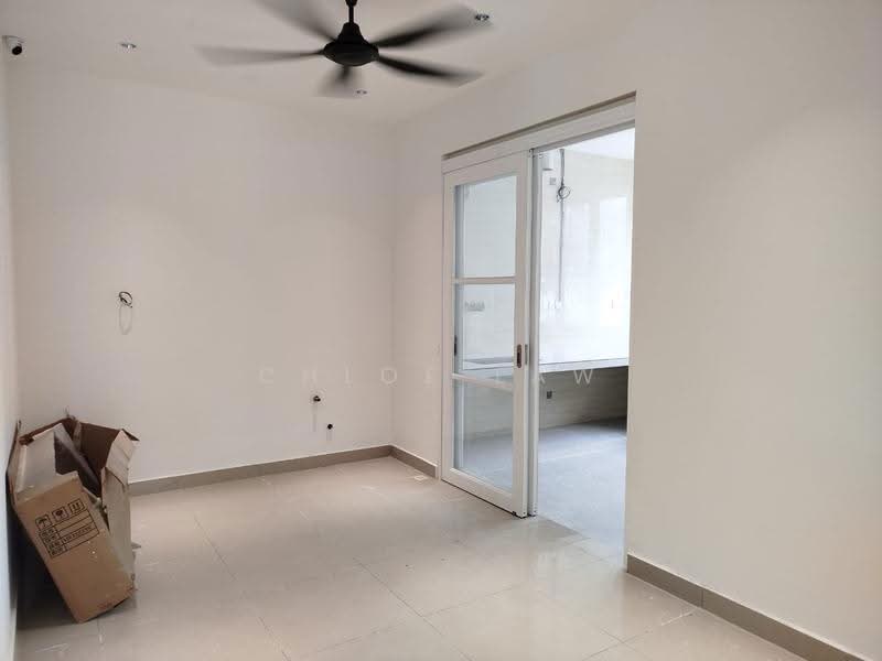 Semi-Detached House for Sale in Setia Tropika (Johor Bahru) - Chloe Law - Interior - PropertyGuru.com.my