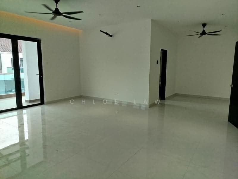 Semi-Detached House for Sale in Setia Tropika (Johor Bahru) - Chloe Law - Living Room - PropertyGuru.com.my