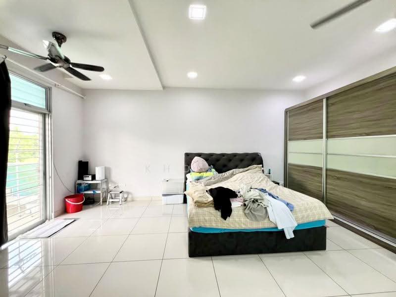 Cluster House for Sale in Taman Gaya (Ulu Tiram) - Khoo . - PropertyGuru.com.my