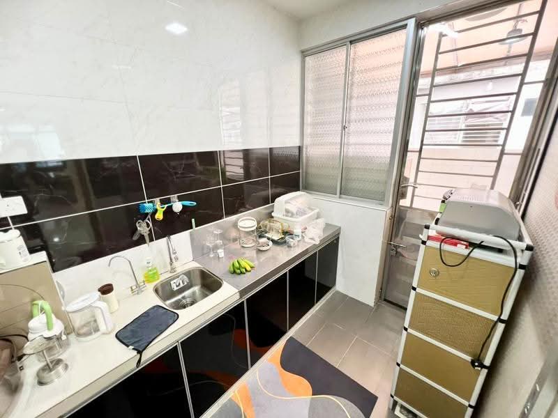 Cluster House for Sale in Taman Gaya (Ulu Tiram) - Khoo . - PropertyGuru.com.my