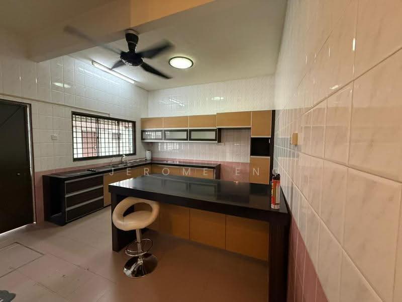 Rumah Teres 2-Tingkat untuk Dijual di Sungai Nibong (Gelugor) - Jerome Eng - Kitchen - PropertyGuru.com.my