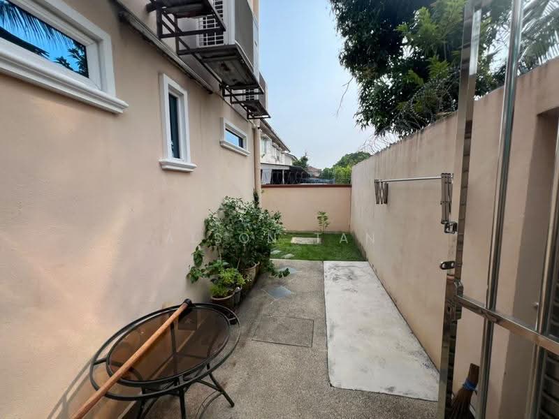 Rumah Berkembar untuk Dijual di Taman Gembira (Klang) - Alson Tan - Exterior - PropertyGuru.com.my