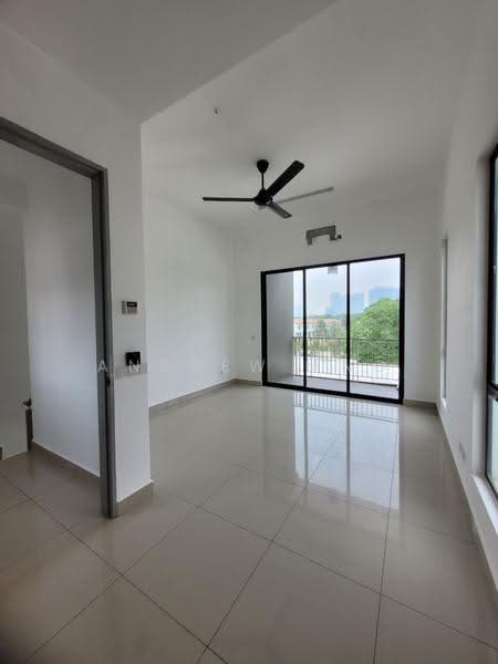 Semi-Detached House for Sale in Setia Utama (Setia Alam) - Andrew Ang - Living Room - PropertyGuru.com.my