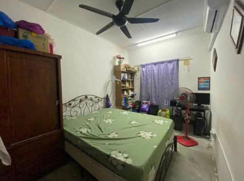 2-storey Terraced House for Sale in Taman Kota Masai (Pasir Gudang) - Firdaus Dauz - Bedroom - PropertyGuru.com.my