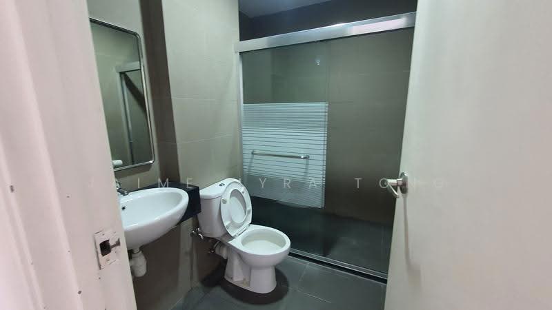 Condominium for Rent at Jade Residence Condominium - Jaime Myra Tong - Bathroom - PropertyGuru.com.my