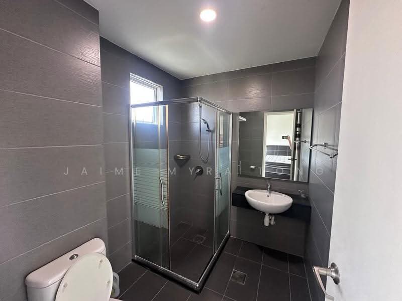 Condominium for Rent at Jade Residence Condominium - Jaime Myra Tong - Bathroom - PropertyGuru.com.my