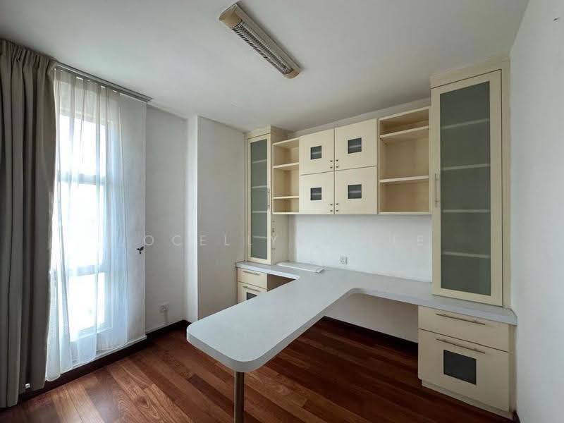 Bungalow House for Rent in Bay Garden (Bayan Lepas) - Jocellynn Lee - Study - PropertyGuru.com.my