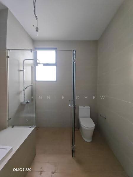 Semi-Detached House for Sale in Setia Alam (Selangor) - Jennie Chew - Bathroom - PropertyGuru.com.my