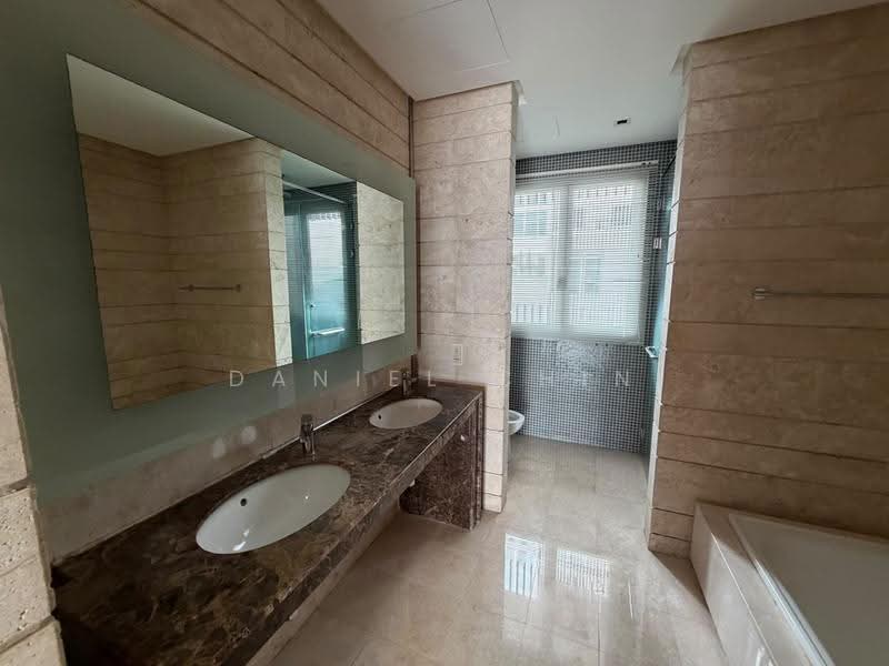Condominium for Rent at Dua Residency - Daniel Chin - Bathroom - PropertyGuru.com.my