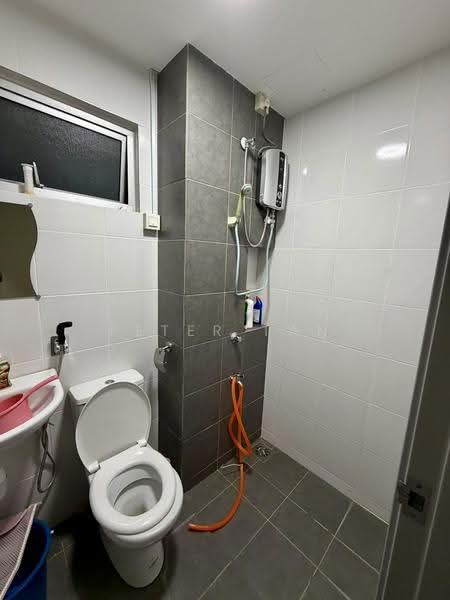 Pangsapuri untuk Disewa di Kiara Court - Peter Tan - Bathroom - PropertyGuru.com.my