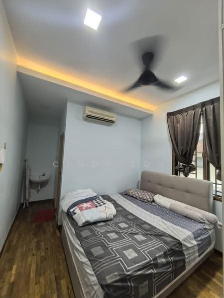 Cluster House for Sale in Austin Heights (Tebrau) - Cindy Soh - Bedroom - PropertyGuru.com.my