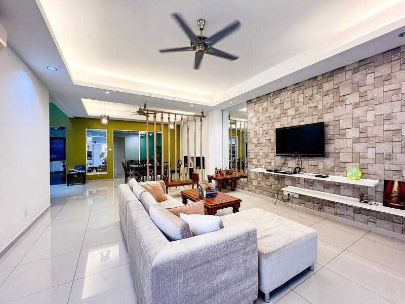 3-storey Terraced House for Sale in Kajang (Selangor) - Fikri Yasmin - Living Room - PropertyGuru.com.my