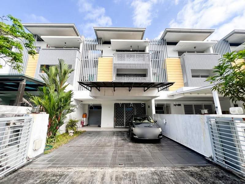 3-storey Terraced House for Sale in Kajang (Selangor) - Fikri Yasmin - Exterior - PropertyGuru.com.my
