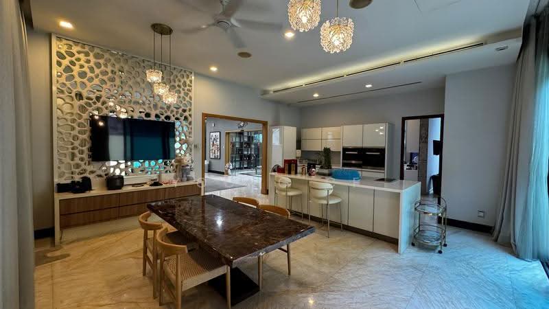 Bungalow House for Sale in Hartamas Heights (Batu) - Yoong CF - Living Room - PropertyGuru.com.my