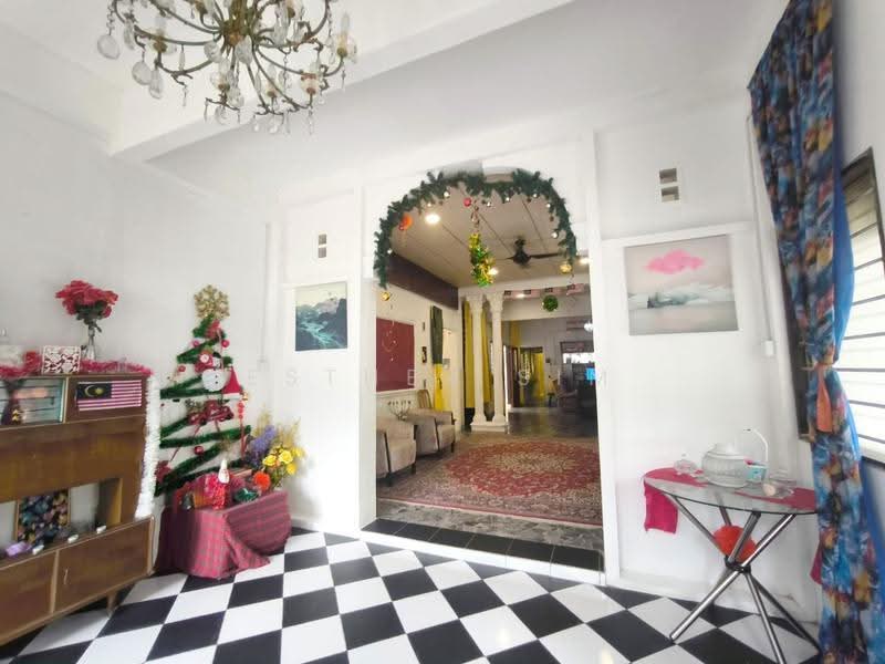 Bungalow House for Sale in George Town (Penang) - Esther Sim - Living Room - PropertyGuru.com.my