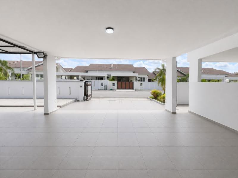 Rumah Berkembar untuk Disewa di Taman Tasik Utama (Bukit Katil) - Geoffery Wee - Exterior - PropertyGuru.com.my