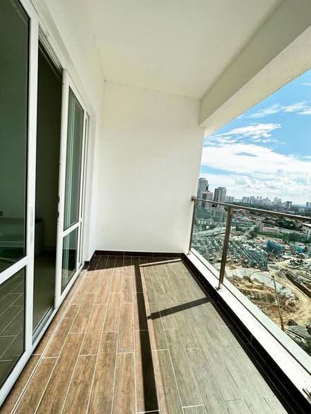 Service Residence for Rent at TriTower Residence @ Johor Bahru Sentral - Amber Ma - Balcony - PropertyGuru.com.my