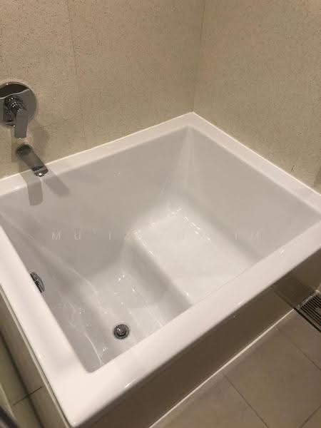 Service Residence for Rent at Stonor 3 - Mu'izz Halim - Bathroom - PropertyGuru.com.my