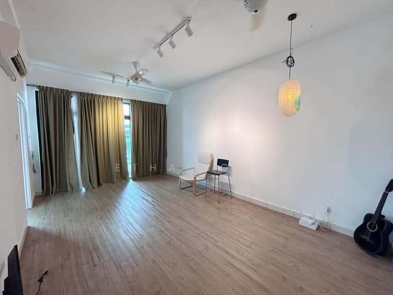 Kediaman Servis untuk Disewa di Sky Peak Residences - Ethan Gan - Living Room - PropertyGuru.com.my