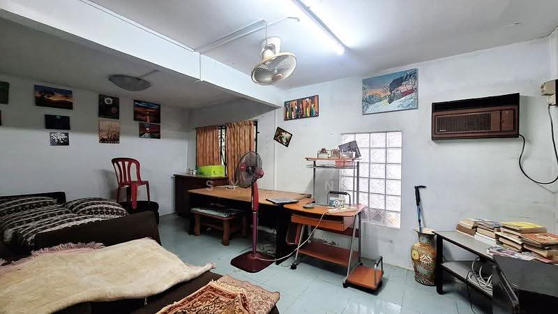 2-storey Terraced House for Sale in Damansara Heights (Kuala Lumpur) - SY Yen - Living Room - PropertyGuru.com.my