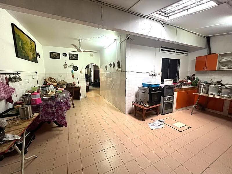 2-storey Terraced House for Sale in Damansara Heights (Kuala Lumpur) - SY Yen - Kitchen - PropertyGuru.com.my