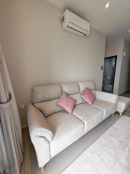 Kediaman Servis untuk Disewa di TRELLIS RESIDENCES - SJ CHAN - Living Room - PropertyGuru.com.my