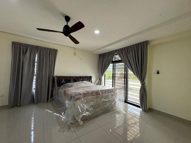 Cluster House for Sale in Kangkar Pulai (Pulai) - Arshad . - Bedroom - PropertyGuru.com.my