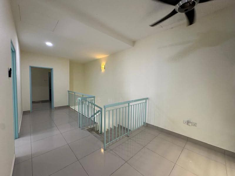 Cluster House for Sale in Kangkar Pulai (Pulai) - Arshad . - Interior - PropertyGuru.com.my