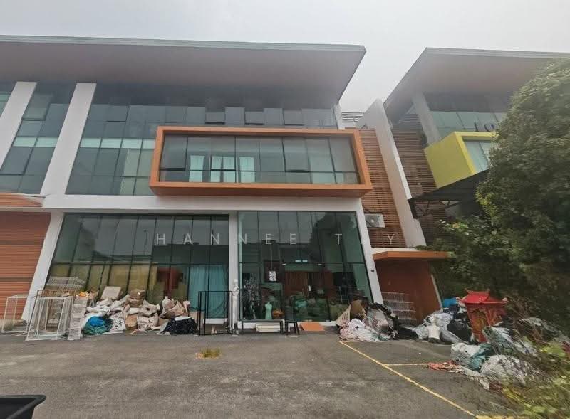 Kilang untuk Dijual di Klang (Selangor) - Hannee Tay - Exterior - PropertyGuru.com.my
