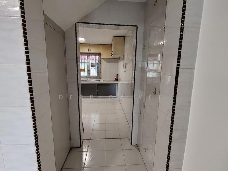 2-storey Terraced House for Sale in Batu Berendam (Melaka) - Derrick Yee - Kitchen - PropertyGuru.com.my