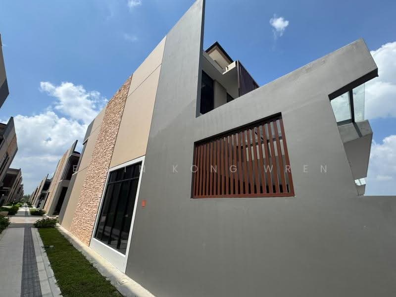 2-storey Terraced House for Sale in Puteri Harbour (Iskandar Puteri (Nusajaya)) - Kelvin Kong Wren - Exterior - PropertyGuru.com.my